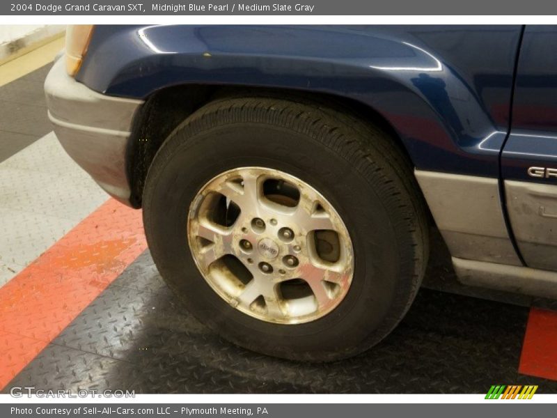 Midnight Blue Pearl / Medium Slate Gray 2004 Dodge Grand Caravan SXT