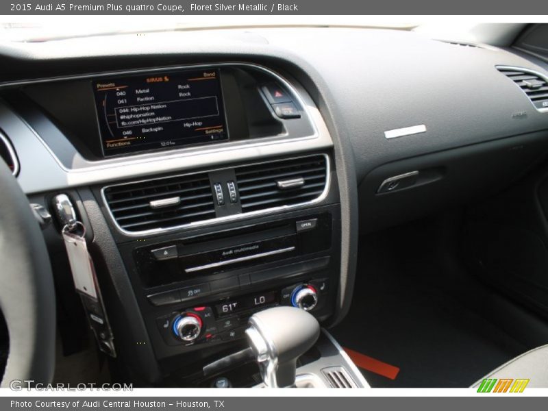 Floret Silver Metallic / Black 2015 Audi A5 Premium Plus quattro Coupe