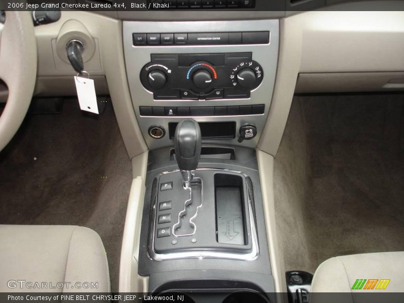 Black / Khaki 2006 Jeep Grand Cherokee Laredo 4x4