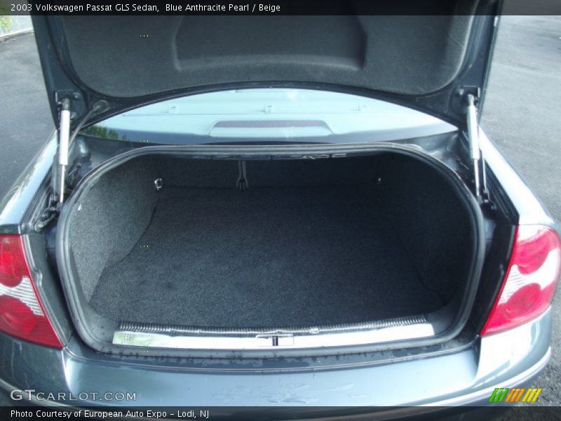 Blue Anthracite Pearl / Beige 2003 Volkswagen Passat GLS Sedan