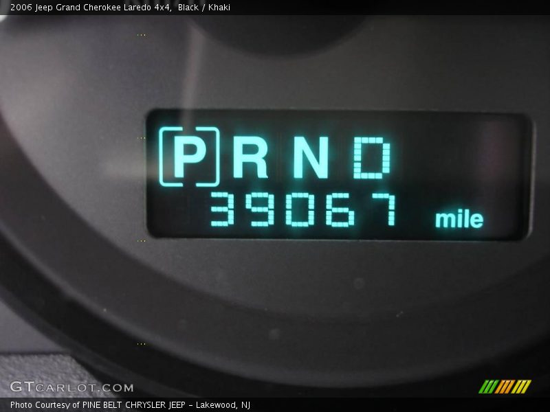 Black / Khaki 2006 Jeep Grand Cherokee Laredo 4x4