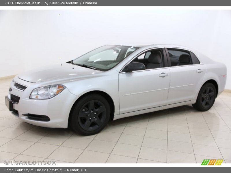 Front 3/4 View of 2011 Malibu LS