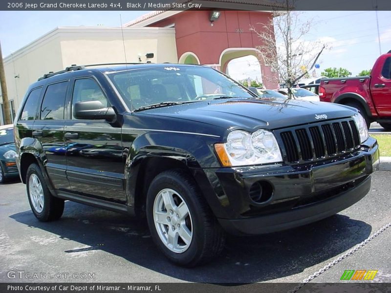 Black / Medium Slate Gray 2006 Jeep Grand Cherokee Laredo 4x4