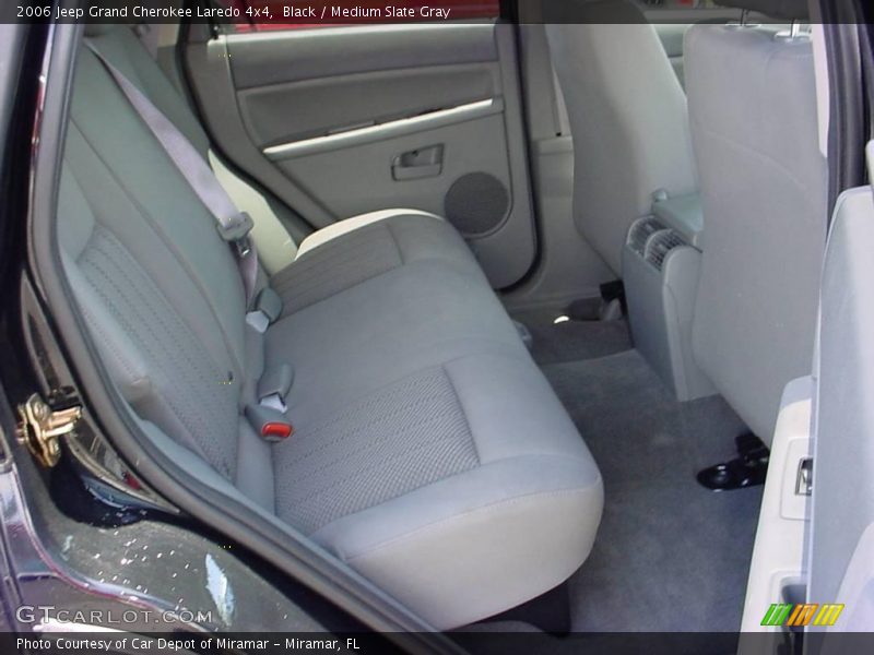 Black / Medium Slate Gray 2006 Jeep Grand Cherokee Laredo 4x4