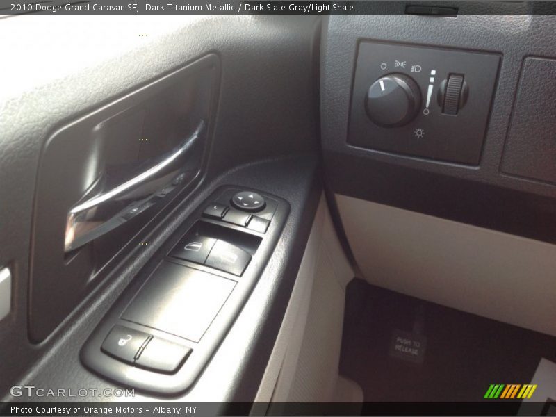 Dark Titanium Metallic / Dark Slate Gray/Light Shale 2010 Dodge Grand Caravan SE
