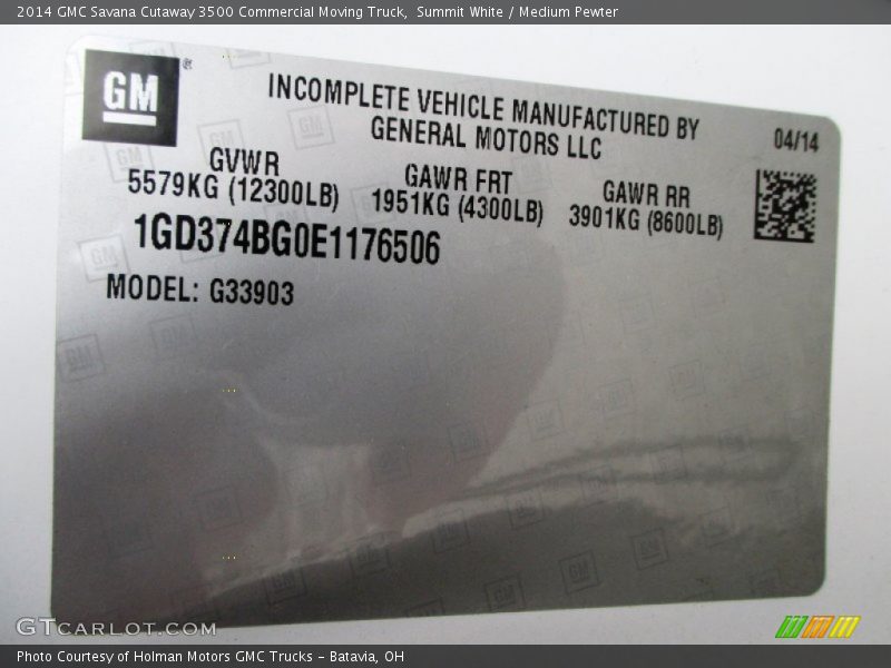 Summit White / Medium Pewter 2014 GMC Savana Cutaway 3500 Commercial Moving Truck