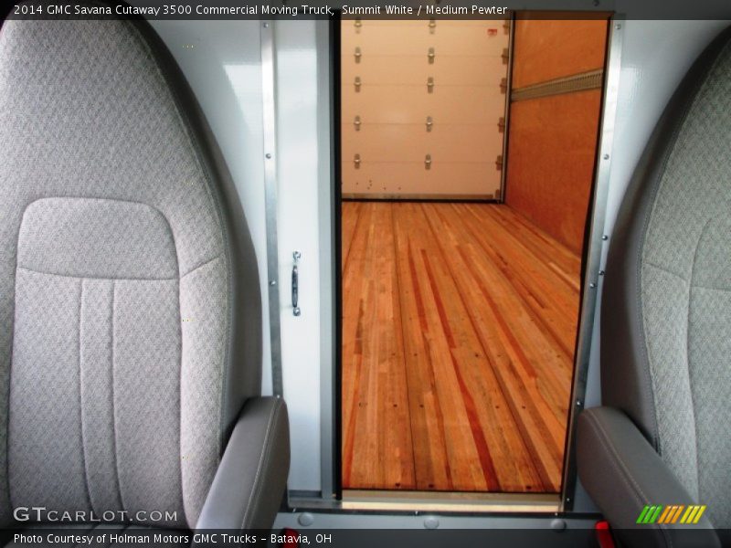Summit White / Medium Pewter 2014 GMC Savana Cutaway 3500 Commercial Moving Truck