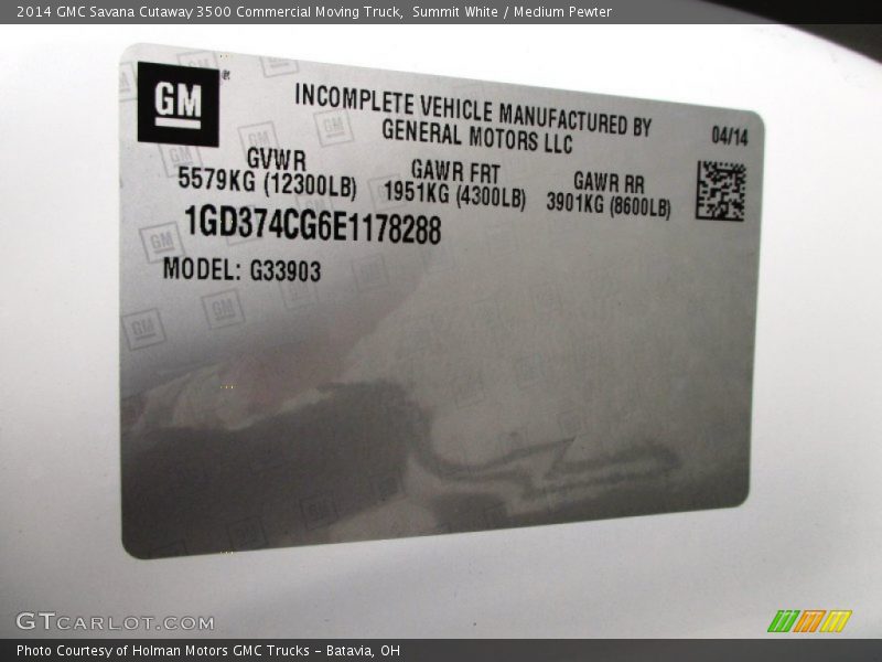 Summit White / Medium Pewter 2014 GMC Savana Cutaway 3500 Commercial Moving Truck