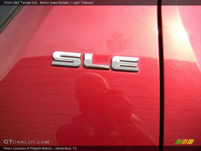 Merlot Jewel Metallic / Light Titanium 2010 GMC Terrain SLE