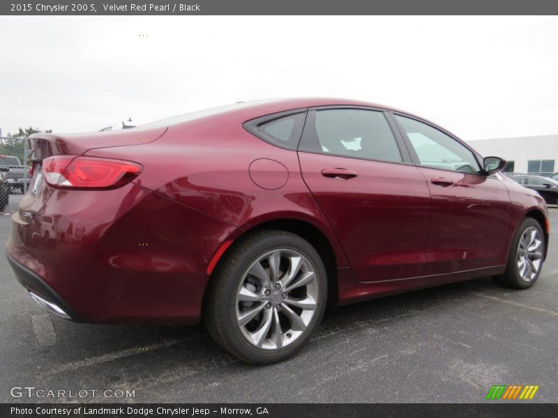 Velvet Red Pearl / Black 2015 Chrysler 200 S