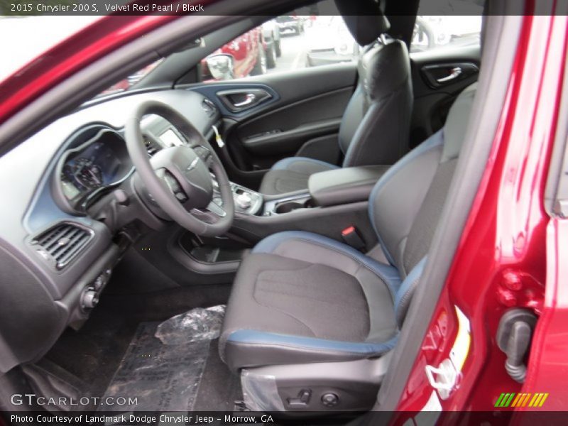 Velvet Red Pearl / Black 2015 Chrysler 200 S