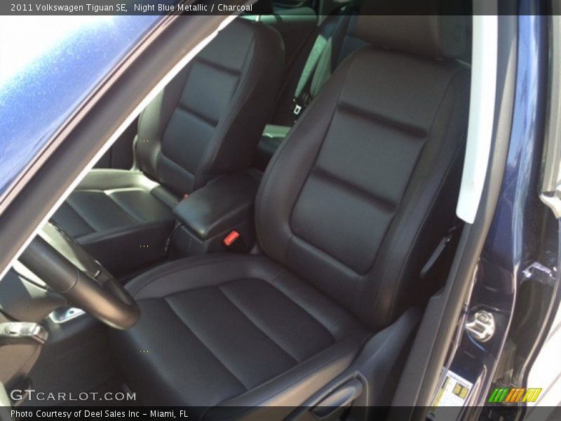 Night Blue Metallic / Charcoal 2011 Volkswagen Tiguan SE