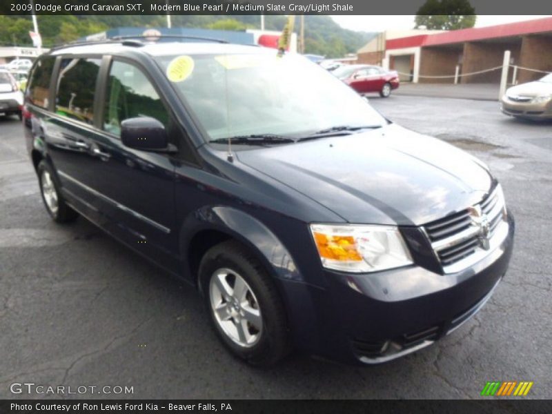 Modern Blue Pearl / Medium Slate Gray/Light Shale 2009 Dodge Grand Caravan SXT