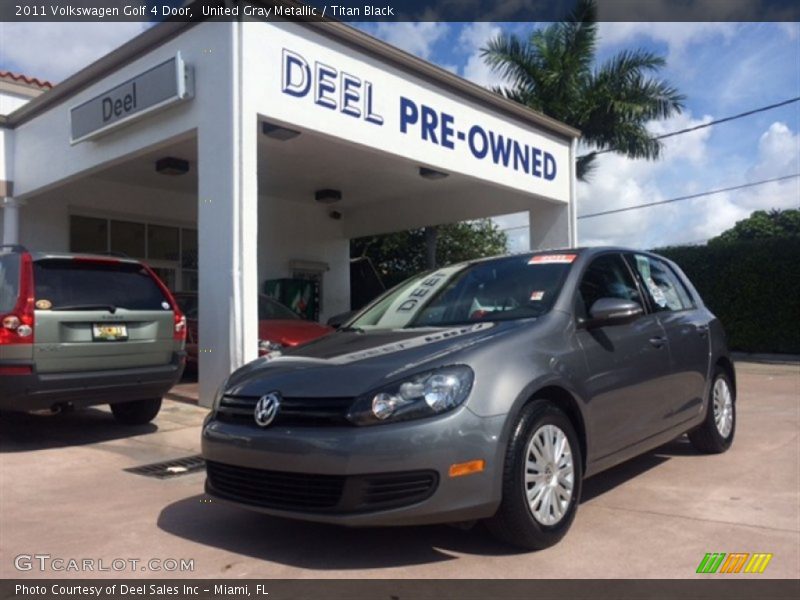 United Gray Metallic / Titan Black 2011 Volkswagen Golf 4 Door