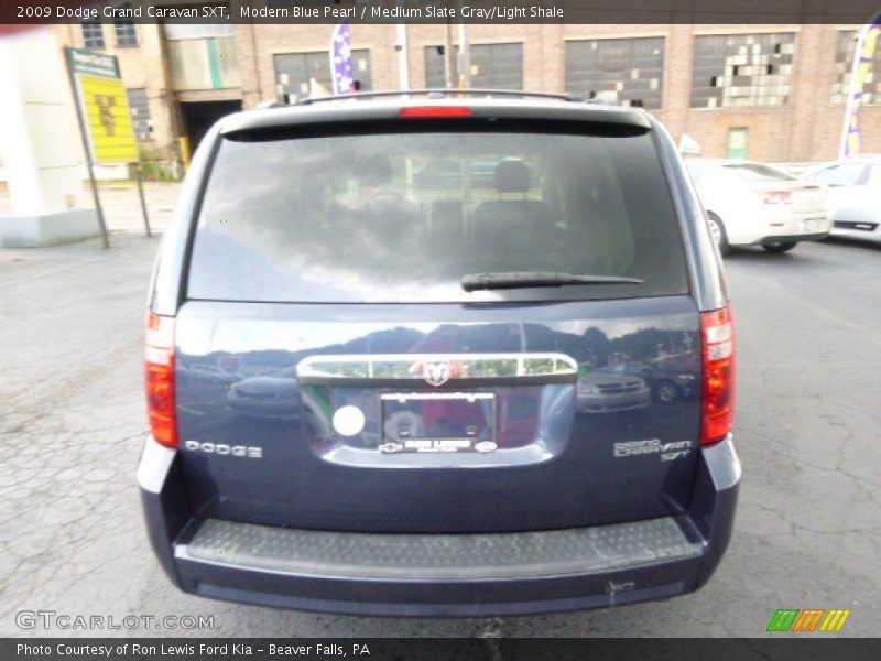 Modern Blue Pearl / Medium Slate Gray/Light Shale 2009 Dodge Grand Caravan SXT