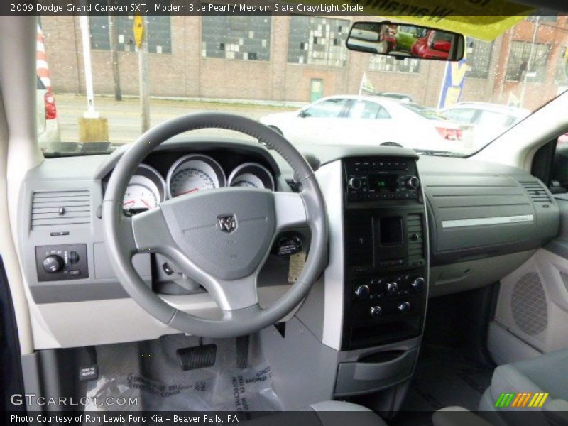 Modern Blue Pearl / Medium Slate Gray/Light Shale 2009 Dodge Grand Caravan SXT