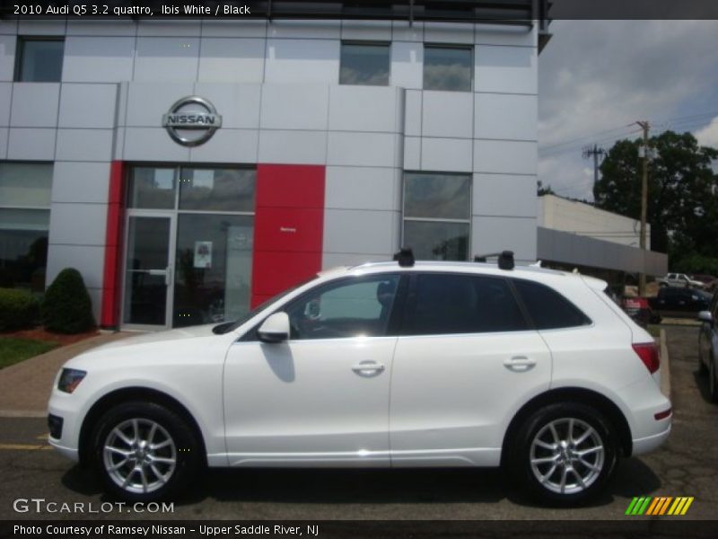 Ibis White / Black 2010 Audi Q5 3.2 quattro