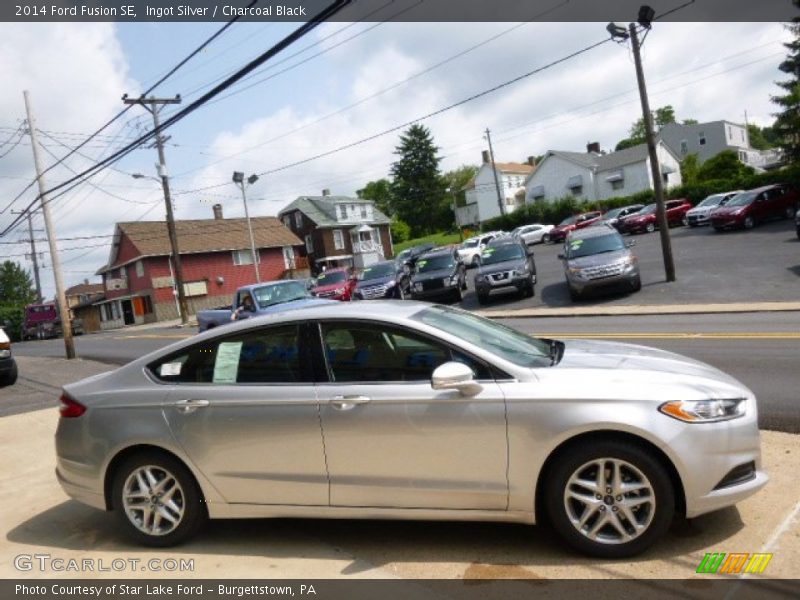 Ingot Silver / Charcoal Black 2014 Ford Fusion SE