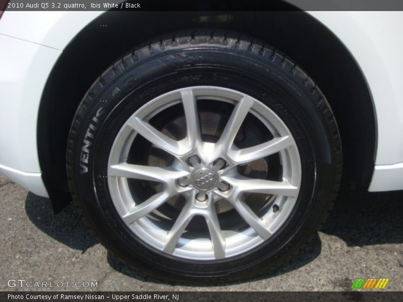 Ibis White / Black 2010 Audi Q5 3.2 quattro