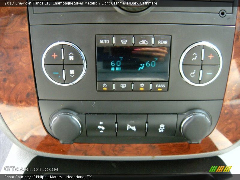 Champagne Silver Metallic / Light Cashmere/Dark Cashmere 2013 Chevrolet Tahoe LT
