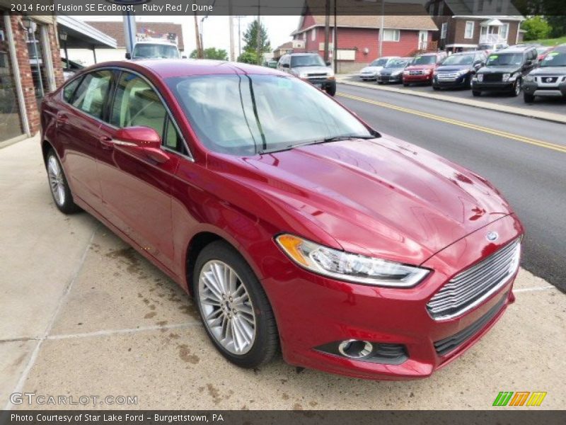 Ruby Red / Dune 2014 Ford Fusion SE EcoBoost