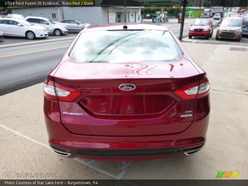 Ruby Red / Dune 2014 Ford Fusion SE EcoBoost