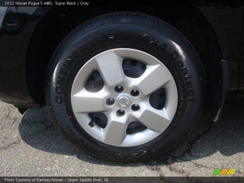 Super Black / Gray 2012 Nissan Rogue S AWD