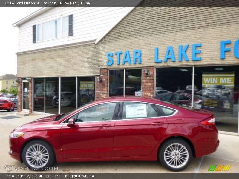 Ruby Red / Dune 2014 Ford Fusion SE EcoBoost