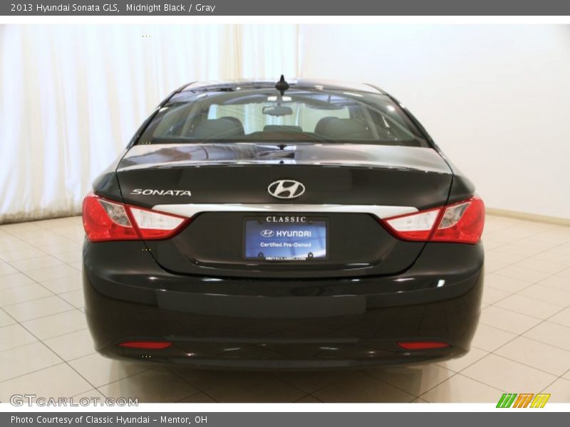 Midnight Black / Gray 2013 Hyundai Sonata GLS