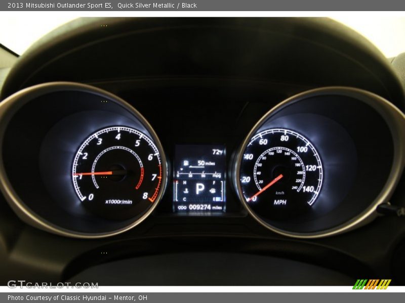 Quick Silver Metallic / Black 2013 Mitsubishi Outlander Sport ES