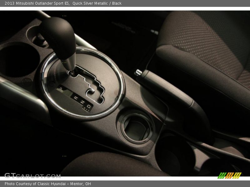 Quick Silver Metallic / Black 2013 Mitsubishi Outlander Sport ES