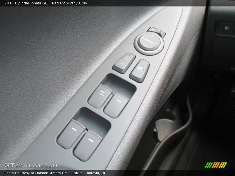Radiant Silver / Gray 2011 Hyundai Sonata GLS