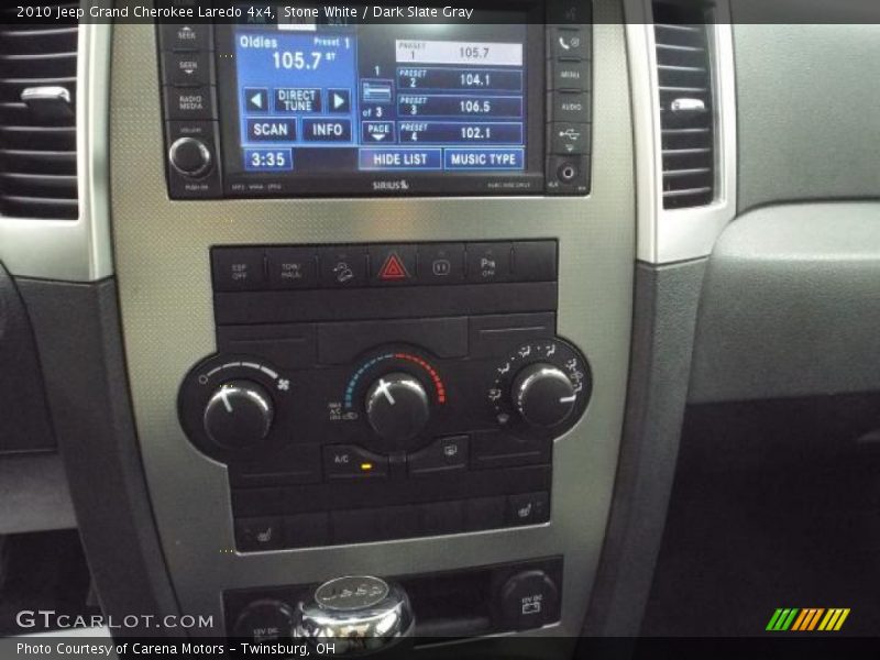 Stone White / Dark Slate Gray 2010 Jeep Grand Cherokee Laredo 4x4