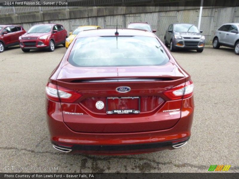 Sunset / Dune 2014 Ford Fusion SE