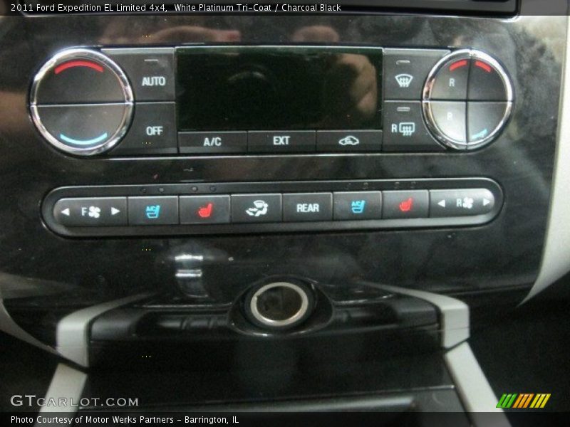 White Platinum Tri-Coat / Charcoal Black 2011 Ford Expedition EL Limited 4x4