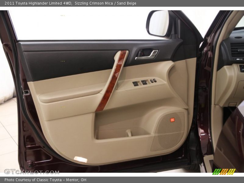 Door Panel of 2011 Highlander Limited 4WD