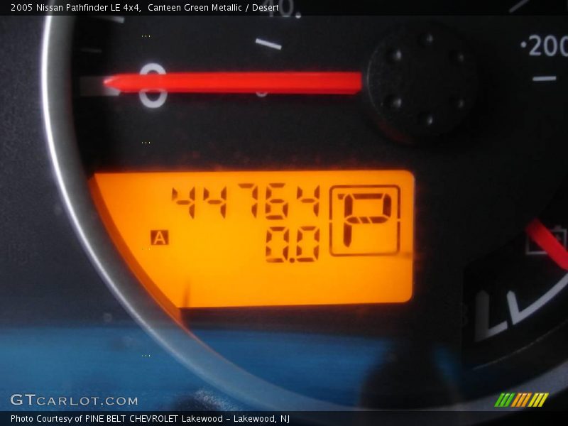 Canteen Green Metallic / Desert 2005 Nissan Pathfinder LE 4x4