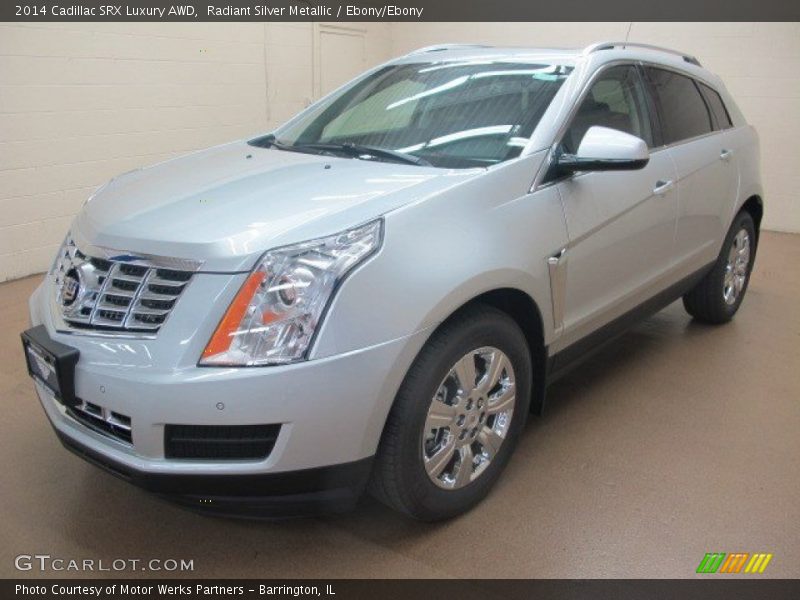 Radiant Silver Metallic / Ebony/Ebony 2014 Cadillac SRX Luxury AWD