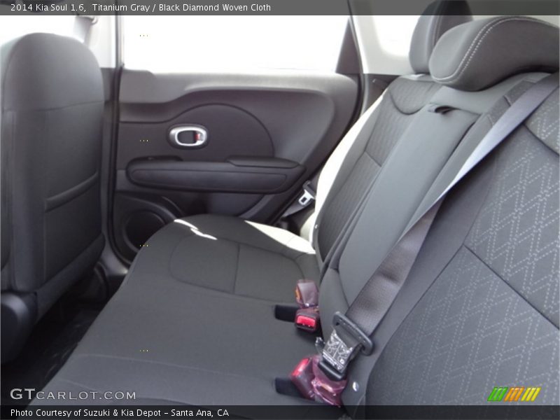 Titanium Gray / Black Diamond Woven Cloth 2014 Kia Soul 1.6