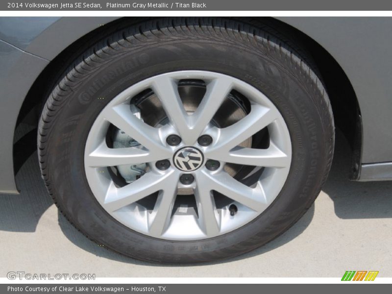 Platinum Gray Metallic / Titan Black 2014 Volkswagen Jetta SE Sedan