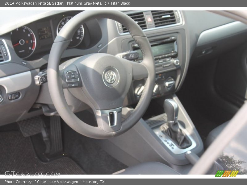 Platinum Gray Metallic / Titan Black 2014 Volkswagen Jetta SE Sedan