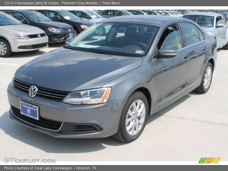 Platinum Gray Metallic / Titan Black 2014 Volkswagen Jetta SE Sedan