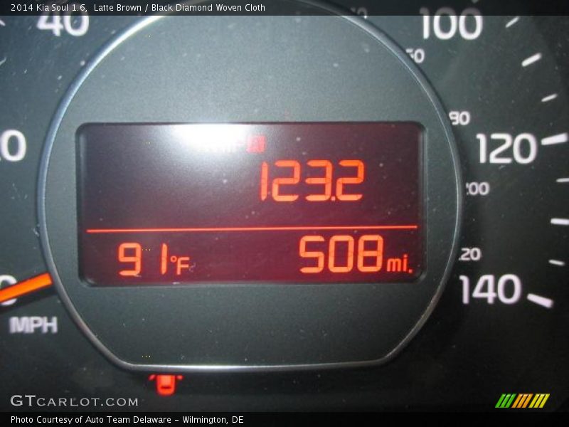 Latte Brown / Black Diamond Woven Cloth 2014 Kia Soul 1.6