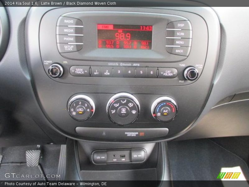Latte Brown / Black Diamond Woven Cloth 2014 Kia Soul 1.6
