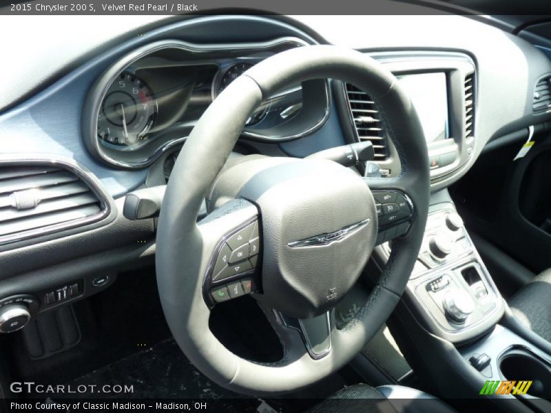 Velvet Red Pearl / Black 2015 Chrysler 200 S