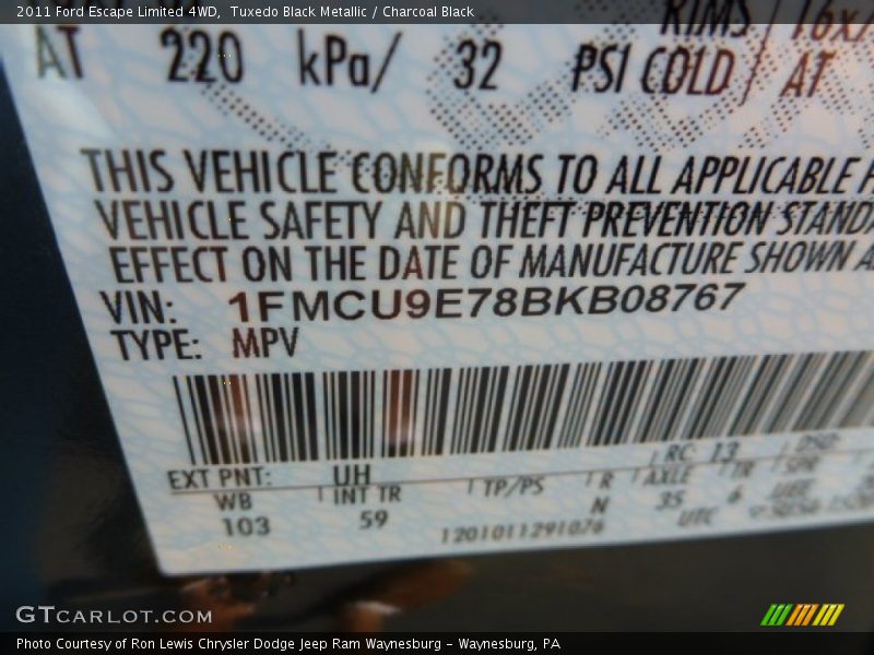 Tuxedo Black Metallic / Charcoal Black 2011 Ford Escape Limited 4WD