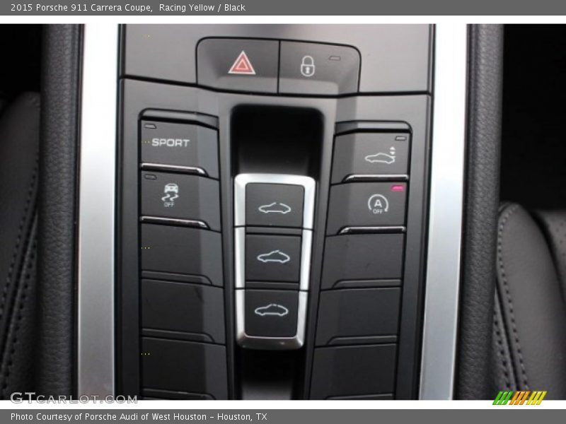 Controls of 2015 911 Carrera Coupe