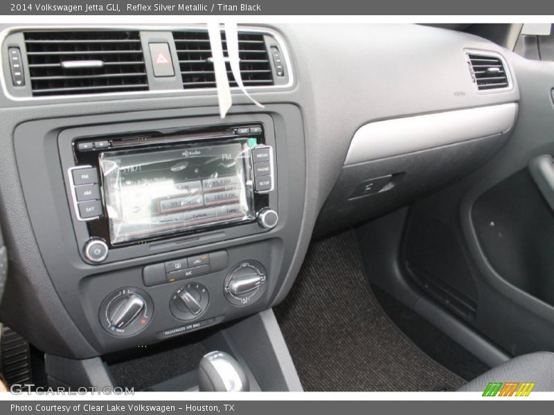 Dashboard of 2014 Jetta GLI