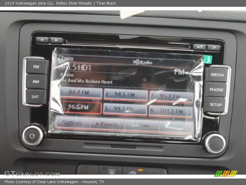 Controls of 2014 Jetta GLI
