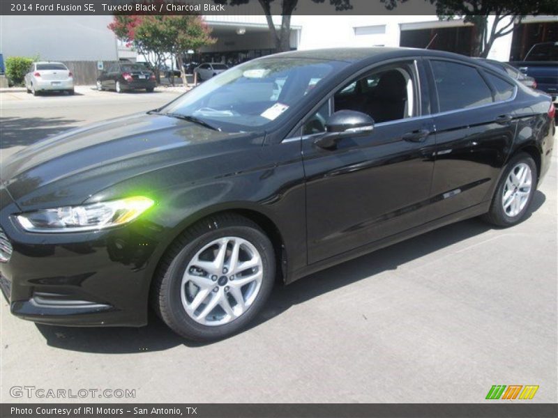 Tuxedo Black / Charcoal Black 2014 Ford Fusion SE